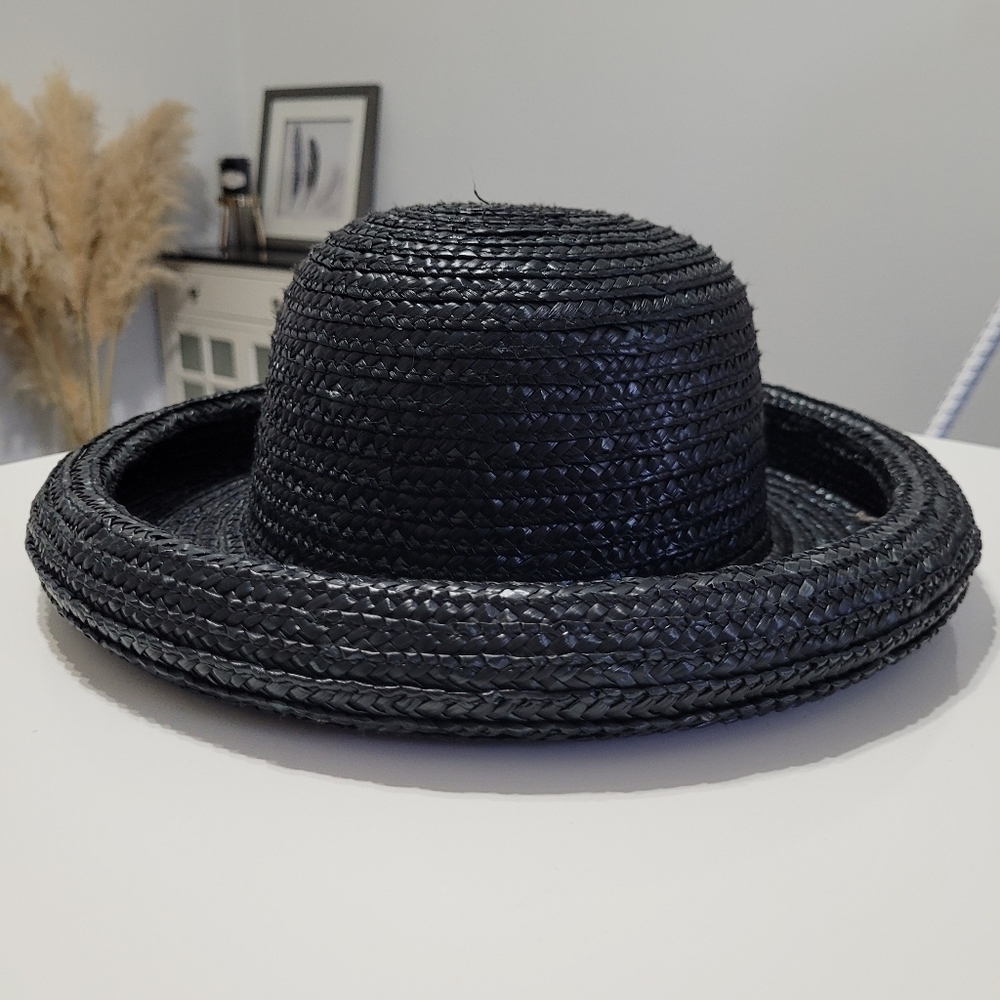 100% black vintage straw hat